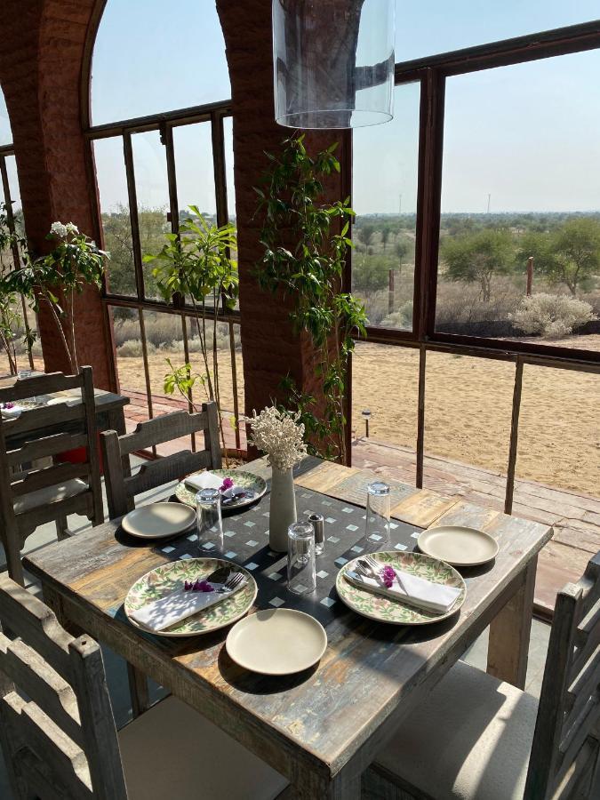 Shaitrāwa Kaner Retreat - India'S First Desert Botanical Resort מראה חיצוני תמונה
